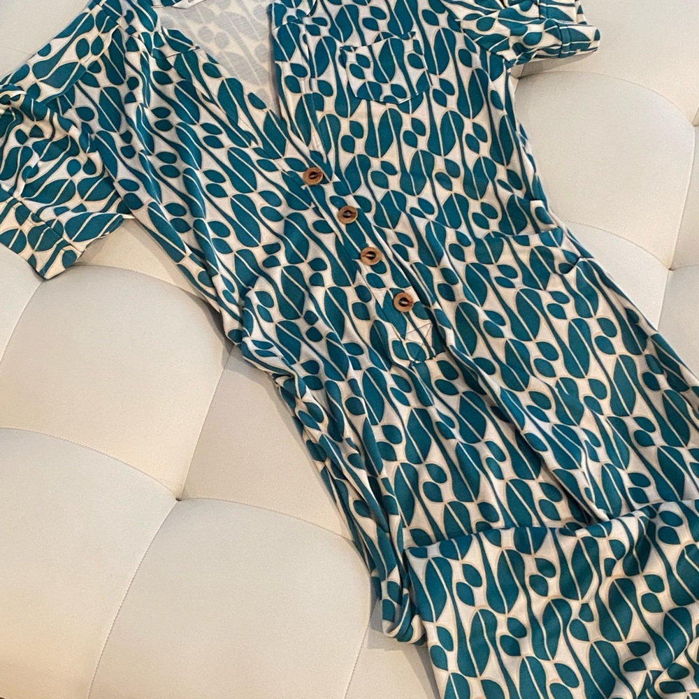Diane Von Furstenberg size 2 dress